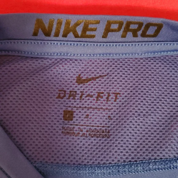 Nike pro dri fit shirt,size L - Picture 2 of 5